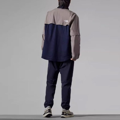 The North Face Urban Exploration Retro Colorblock Softshell Jaket Khaki Pria NF0A83PG-DG7 Purchase The North Face Urban Exploration Retro Colorblock Softshell Jaket Khaki Pria NF0A83PG-DG7