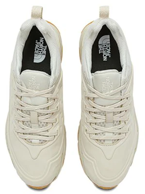 The North Face Vectiv Exploris Futurelight Sepatu Hiking 'Gardenia White Sandstone' 5G3B-9Z3 Lookbook The North Face Vectiv Exploris Futurelight Sepatu Hiking 'Gardenia White Sandstone' 5G3B-9Z3