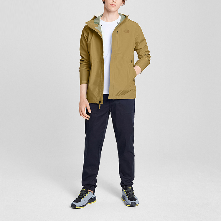 Lookbook 北面防水透气连帽户外夹克卡其色 NF0A46LB-Z74