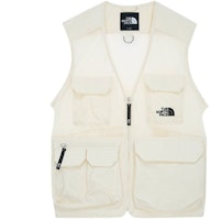 The North Face White Mesh Multi-Pocket Breathable Sports Vest Unisex. NV3BM02B The North Face White Mesh Multi-Pocket Breathable Sports Vest Unisex. NV3BM02B