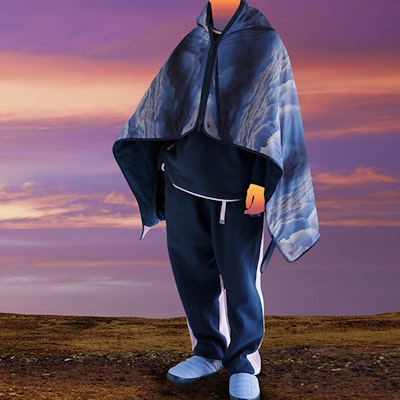 THE NORTH FACE x CLOT SS23 Ponco Cetakan Awan Biru Cyan Unisex. NF0A8735-OQ8 Shop THE NORTH FACE x CLOT SS23 Ponco Cetakan Awan Biru Cyan Unisex. NF0A8735-OQ8