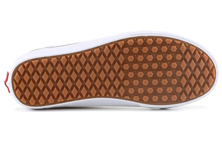 Purchase The North Face x Vans Old Skool MTE DX ''True White'' Sneaker VN0A348GQWH