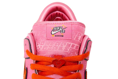 The Powerpuff Girls x Nike Dunk Low Pro SB QS 'Blossom'