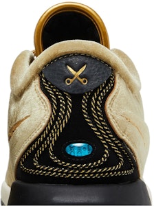 ザ・ショップ × ナイキ レブロン21 「ノビリティ」 FZ7883-700 Sizing ザ・ショップ × ナイキ レブロン21 「ノビリティ」 FZ7883-700