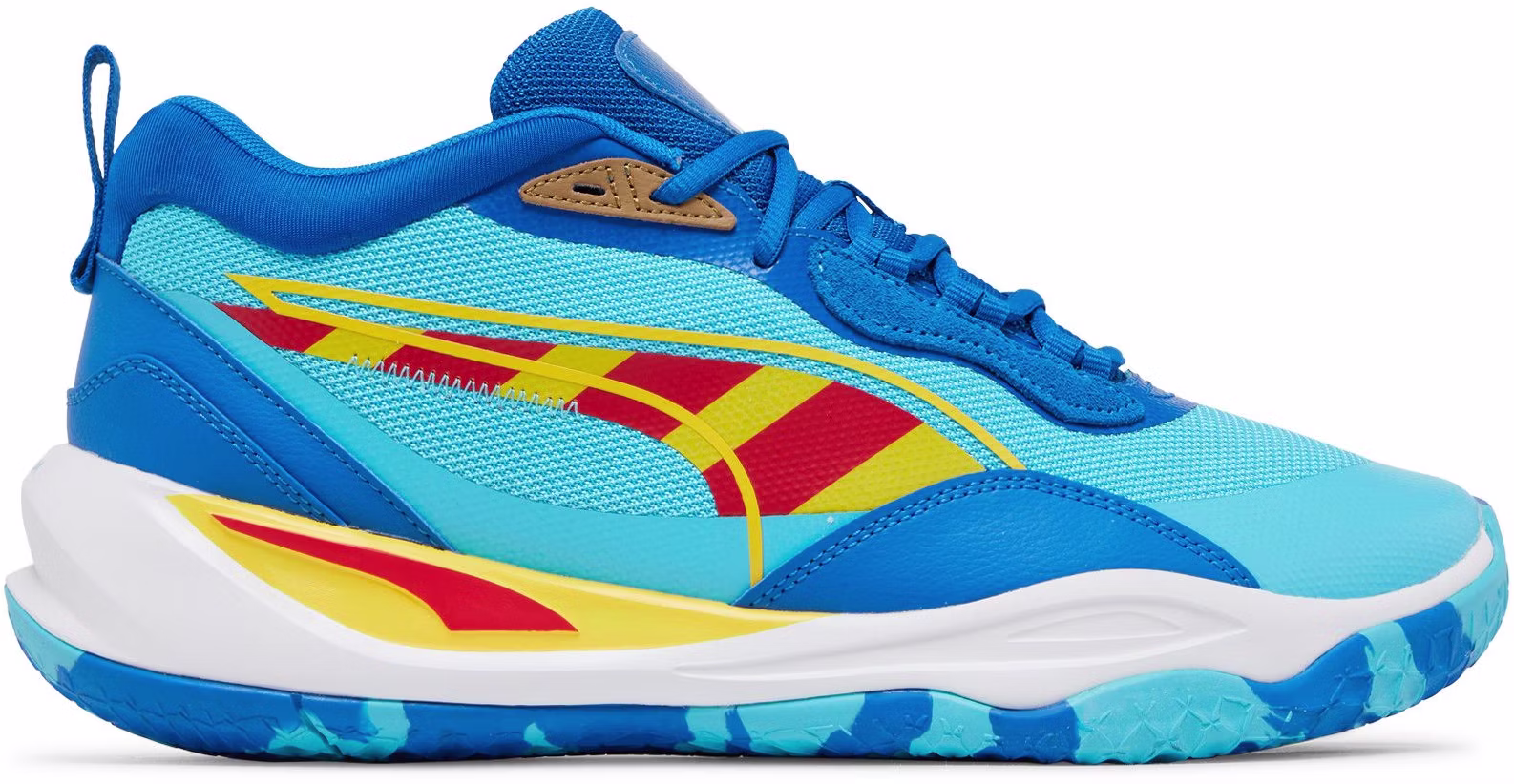 the-smurfs-x-puma-playmaker-pro-jetpack
