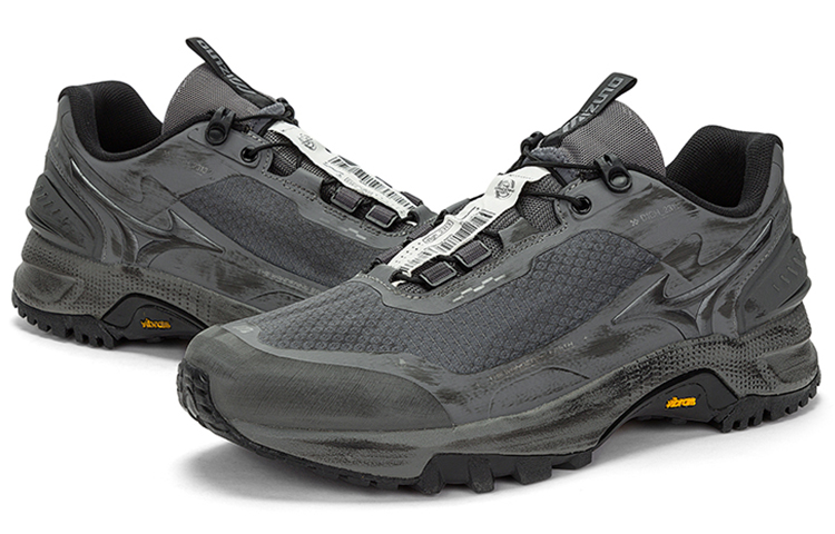 Shop Mizuno x The Wandering Earth GM Crosswild TWE 'Kelabu Hitam' D1GH231301