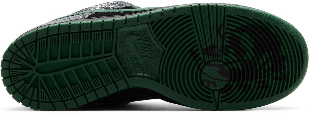 THERE Skateboards x Nike Dunk Low SB 'Black Gorge Green' HF7743-001 Shop THERE Skateboards x Nike Dunk Low SB 'Black Gorge Green' HF7743-001