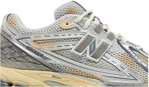 thisisneverthat × NB 1906R "ダウンタウンラン2022" M1906RTI Order thisisneverthat × NB 1906R "ダウンタウンラン2022" M1906RTI