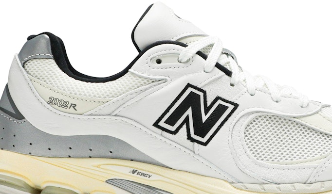 thisisneverthat x New Balance 2002R 'White' ML2002RT Order thisisneverthat x New Balance 2002R 'White' ML2002RT