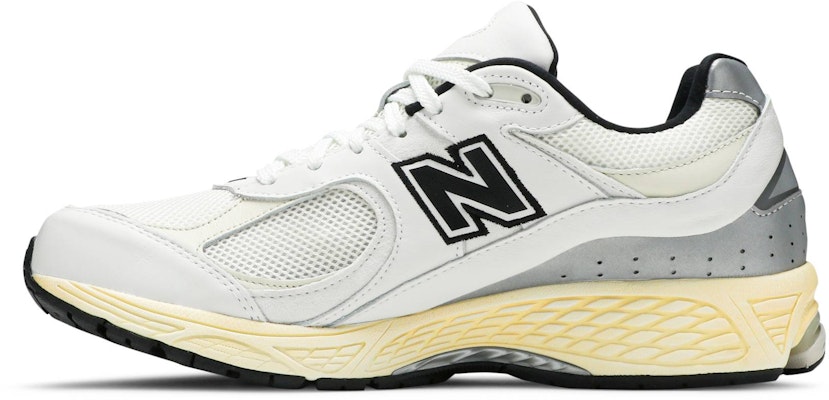 thisisneverthat x New Balance 2002R 'Blanco' ML2002RT Lookbook thisisneverthat x New Balance 2002R 'Blanco' ML2002RT