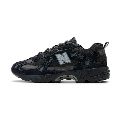 Thisisneverthat NB 827 'Black'