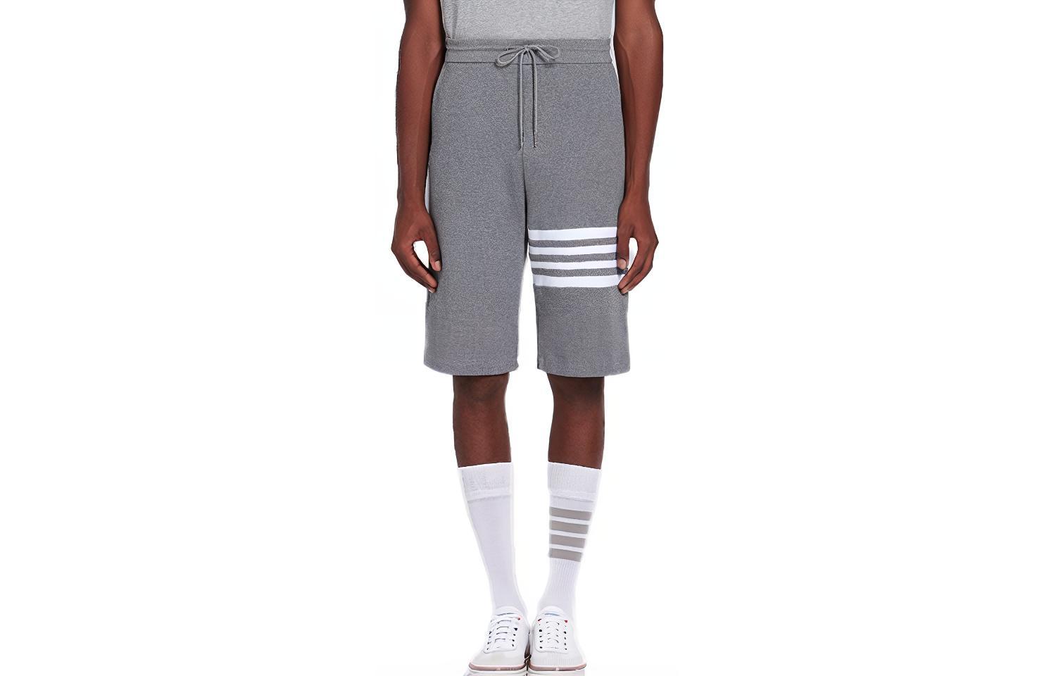THOM BROWNE 4-Bar Casual Straight Shorts Grey Summer Edition MJQ083A-06452-035