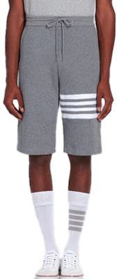 THOM BROWNE 4-Bar Celana Pendek Kasual Abu-Abu Edisi Musim Panas MJQ083A-06452-035 Order THOM BROWNE 4-Bar Celana Pendek Kasual Abu-Abu Edisi Musim Panas MJQ083A-06452-035