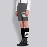Purchase Thom Browne Celana Pendek 4-Bar Katun Abu-Abu Medium MTC188A-06146-035