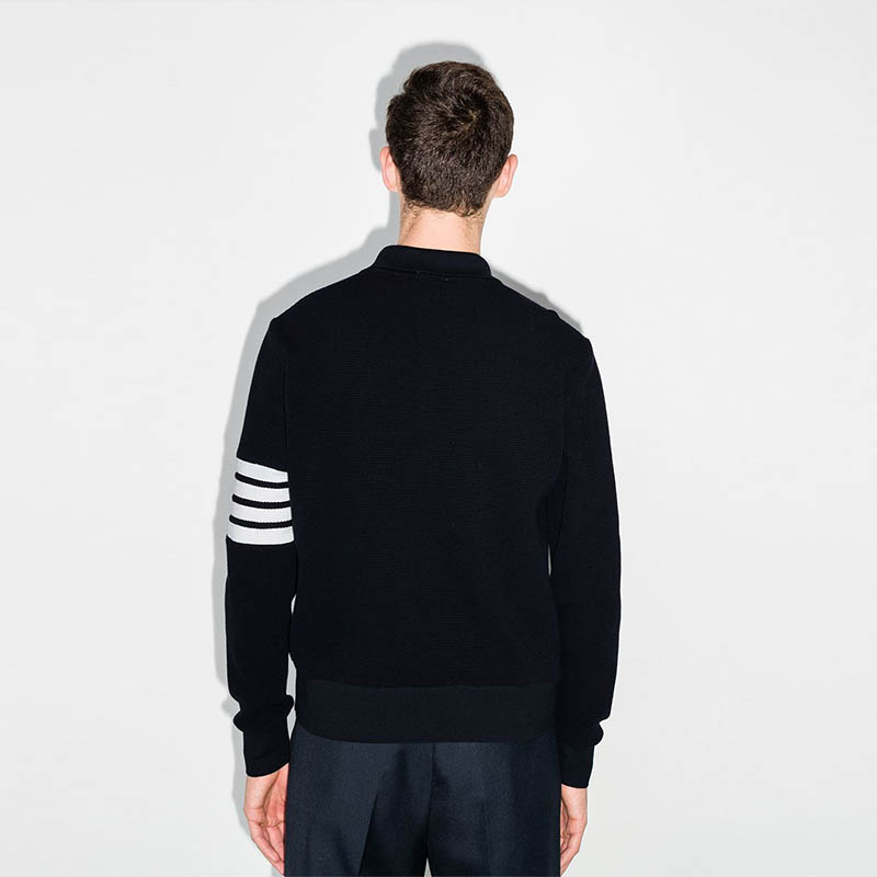 Sizing THOM BROWNE 4-Bar Knit Polo Lengan Panjang Biru Navy MJP132A-05802-415