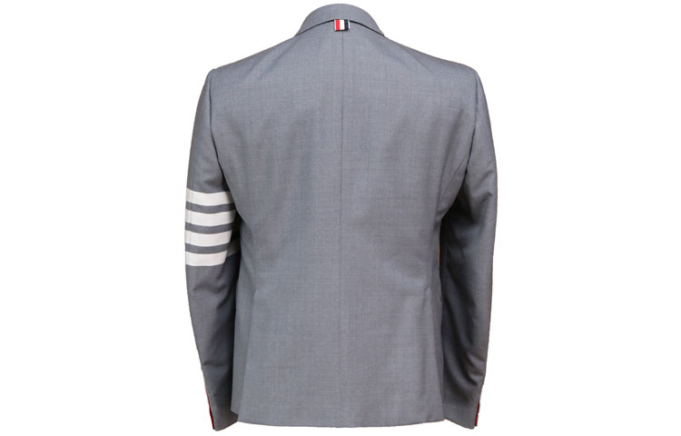 Lookbook THOM BROWNE Blazer Gris 4-Bar Stripe Edición Regreso a Clases MJC159A-06146-035