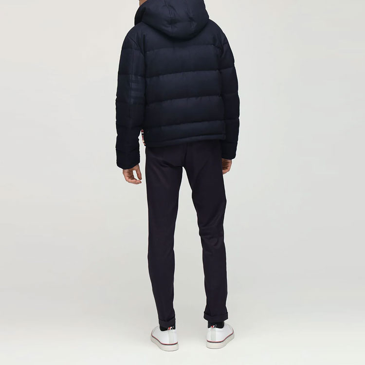 Purchase Chaqueta de Lana Acolchada con Capucha Thom Browne 4-Bar Stripe Azul Marino MJD020X-06393-415