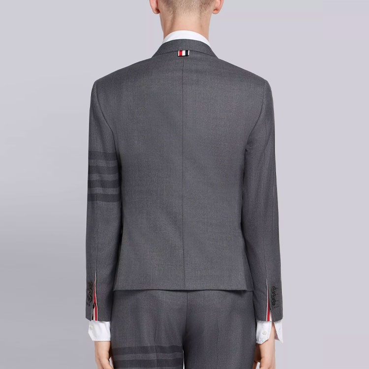 THOM BROWNE 4-Stripe Long Sleeve Blazer in Mid Gray Back to School Edition MJC159A-04346-035 圖 5