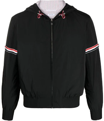 Thom Browne 黑色连帽修身拉链夹克 MJO223O-07110-001 Buy Thom Browne 黑色连帽修身拉链夹克 MJO223O-07110-001