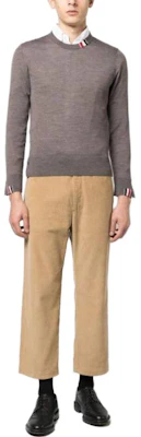THOM BROWNE 棕色Logo長袖圓領針織衫 MKA474A-Y1014-211 Lookbook THOM BROWNE 棕色Logo長袖圓領針織衫 MKA474A-Y1014-211