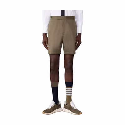 Thom Browne Casual Simple Solid Shorts in Dark Green. MTU321U-F0576-320
