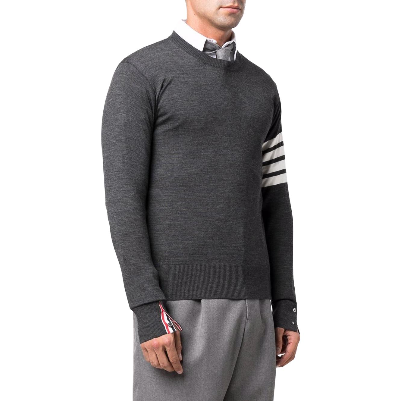 Thom Browne  Four-Bar Crewneck Sweater Light Grey. MKA002-AY1014-CN8 圖 4