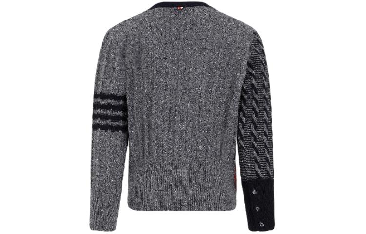 Lookbook Thom Browne Cárdigan Gris con Botones y Cuello en V Cuatro Barras MKC486F-Y1506-035