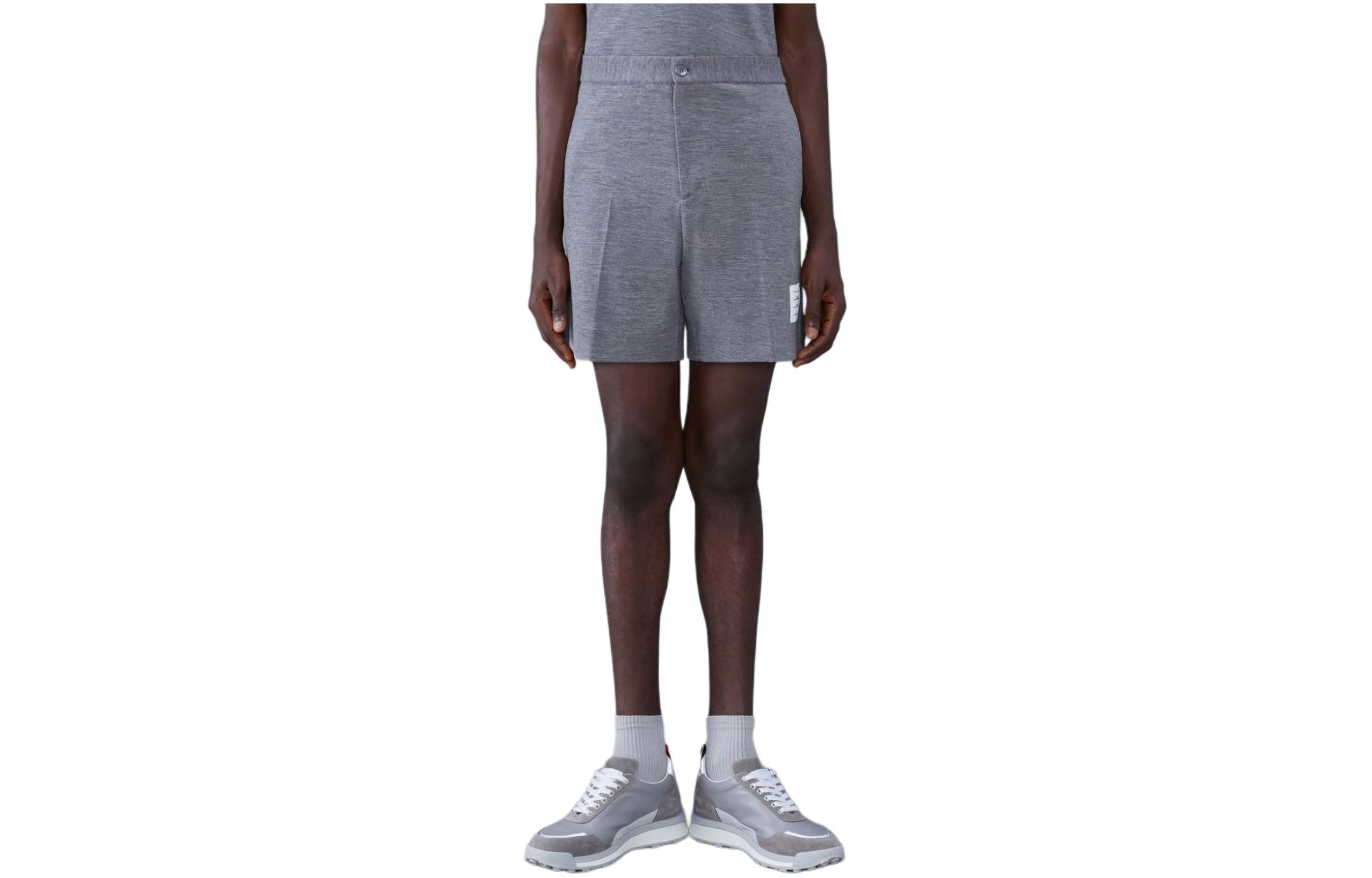 Thom Browne  Gray Buttoned Loose-Fit Straight Casual Shorts. MJQ189A-J0020-035 圖 2