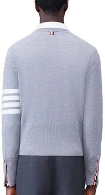 Thom Browne 灰色圓領提花圖案毛衣. MKA486A-Y1002-055 Shop Thom Browne 灰色圓領提花圖案毛衣. MKA486A-Y1002-055