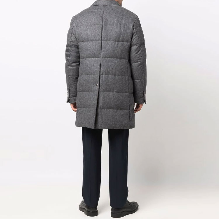 Shop トムブラウン グレー 4ストライプ パデッドジャケット. MOD001-Z06393-035