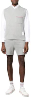 Lookbook THOM BROWNE Celana Pendek Abu Solid Comfort Straight - Edisi Musim Panas MJQ164A-J0029