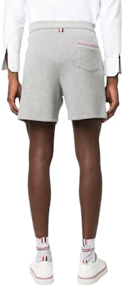 THOM BROWNE Celana Pendek Abu Solid Comfort Straight - Edisi Musim Panas MJQ164A-J0029 Shop THOM BROWNE Celana Pendek Abu Solid Comfort Straight - Edisi Musim Panas MJQ164A-J0029