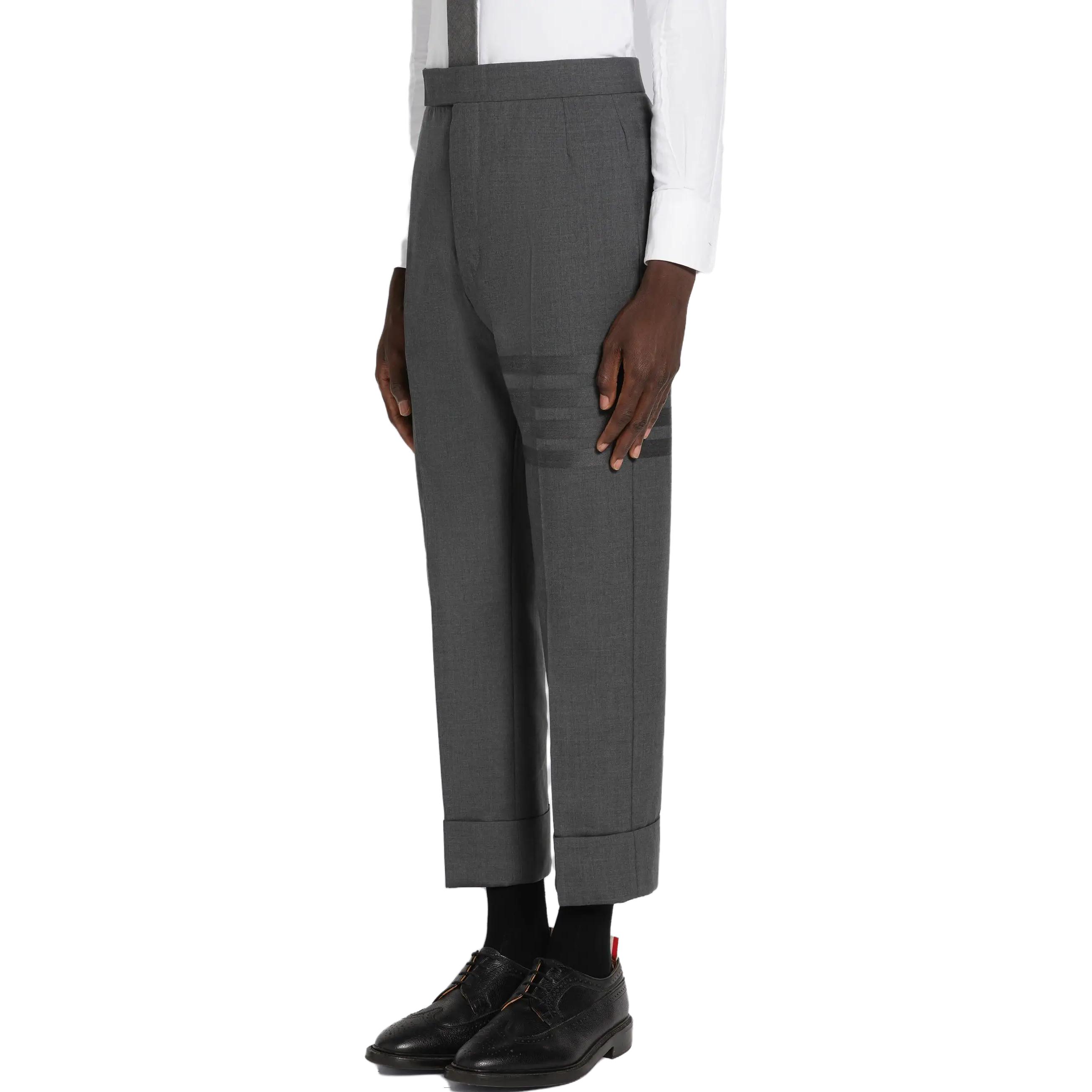 Shop Thom Browne 灰色直筒四条纹长裤。 MTC001A-06146-025