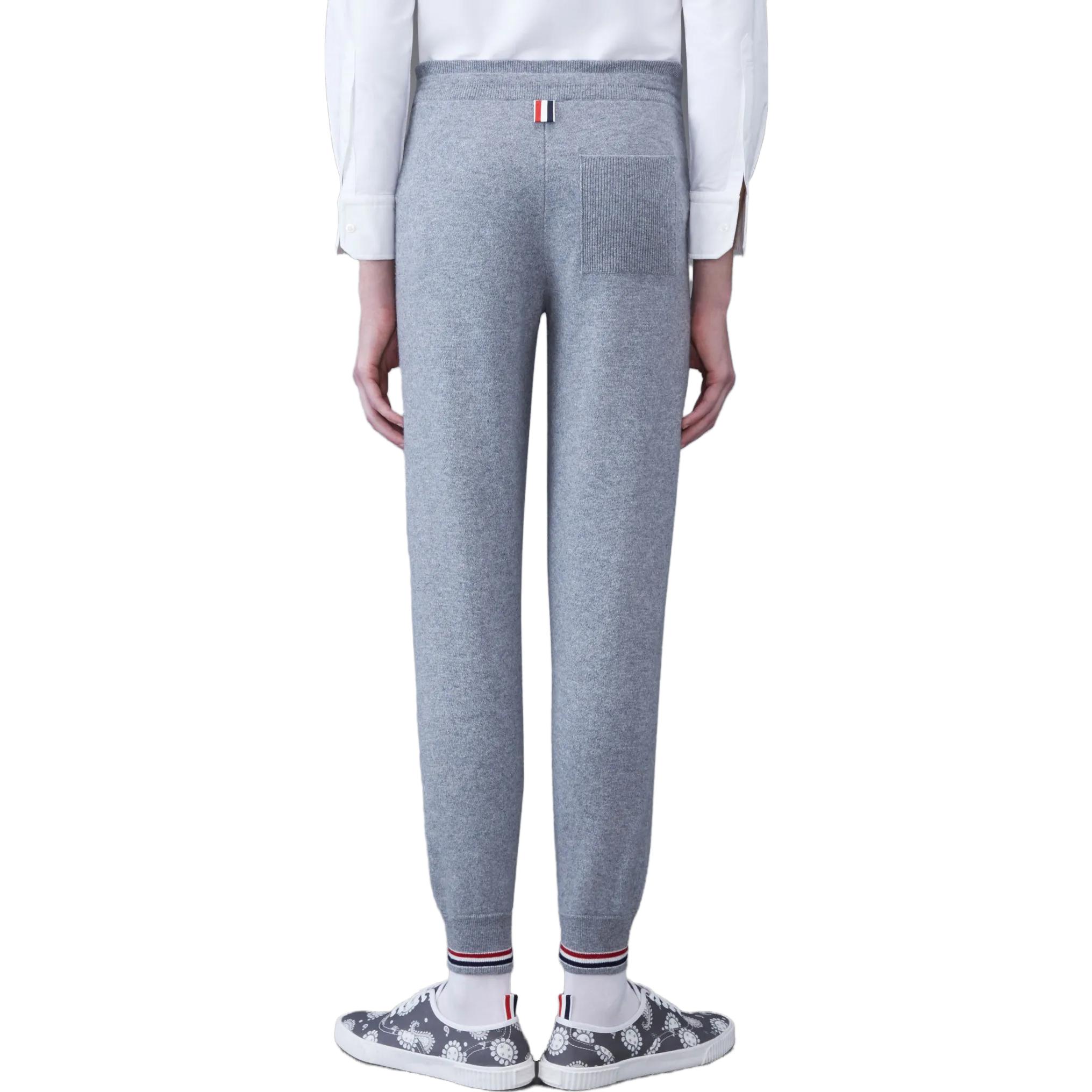Shop Pantalones Jogger de Punto a Rayas Grises Thom Browne. MKQ014A-Y2001-055