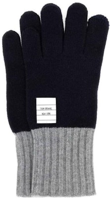 Thom Browne Knit Logo Wool Gloves in Navy Blue. UKG004AY1018415 Order Thom Browne Knit Logo Wool Gloves in Navy Blue. UKG004AY1018415