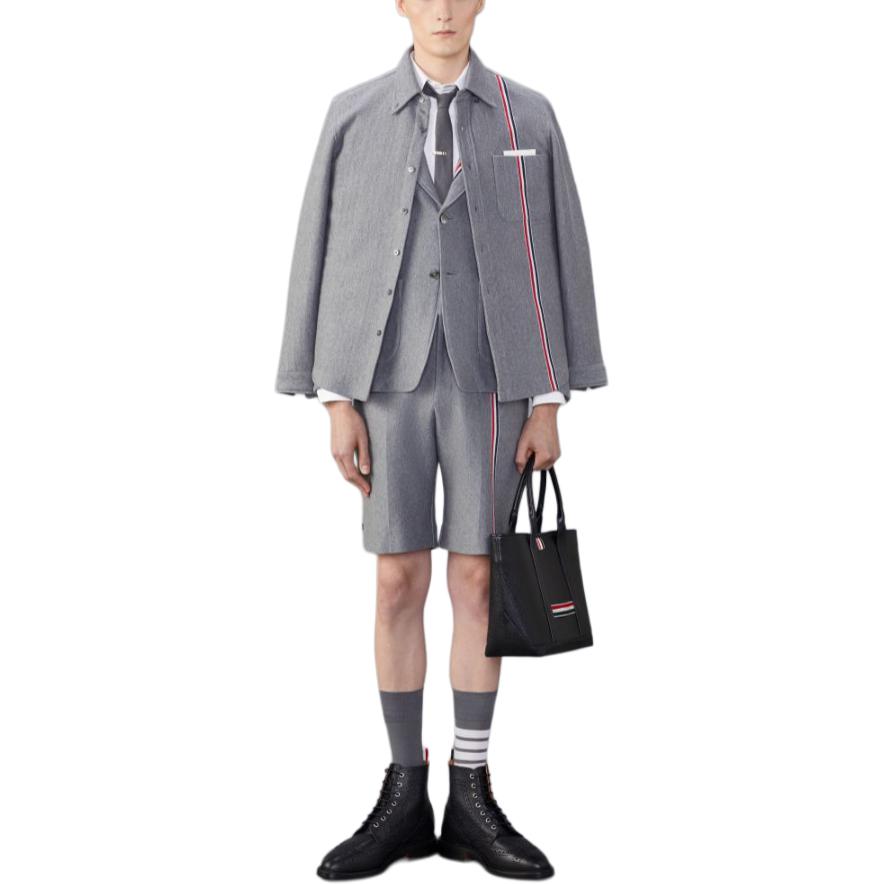 Lookbook THOM BROWNE Seluar Pendek Santai Jalur Kelabu Paras Sederhana. MJQ196A-J0139-035