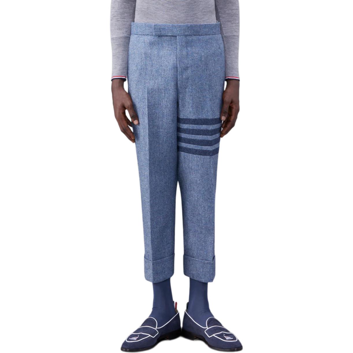 Order Thom Browne Celana Kasual Pendek Garis Navy. MTC213A-05385-480