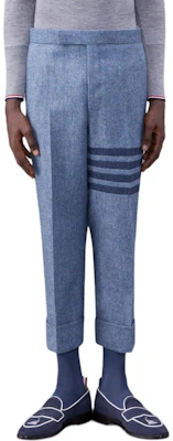 Thom Browne Celana Kasual Pendek Garis Navy. MTC213A-05385-480 Order Thom Browne Celana Kasual Pendek Garis Navy. MTC213A-05385-480