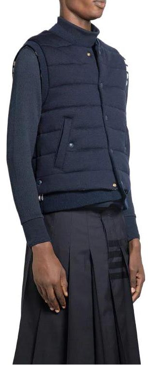 thom-browne-reversible-striped-sleeveless-vest-navy-blue-mkv-073-a-y1029-415