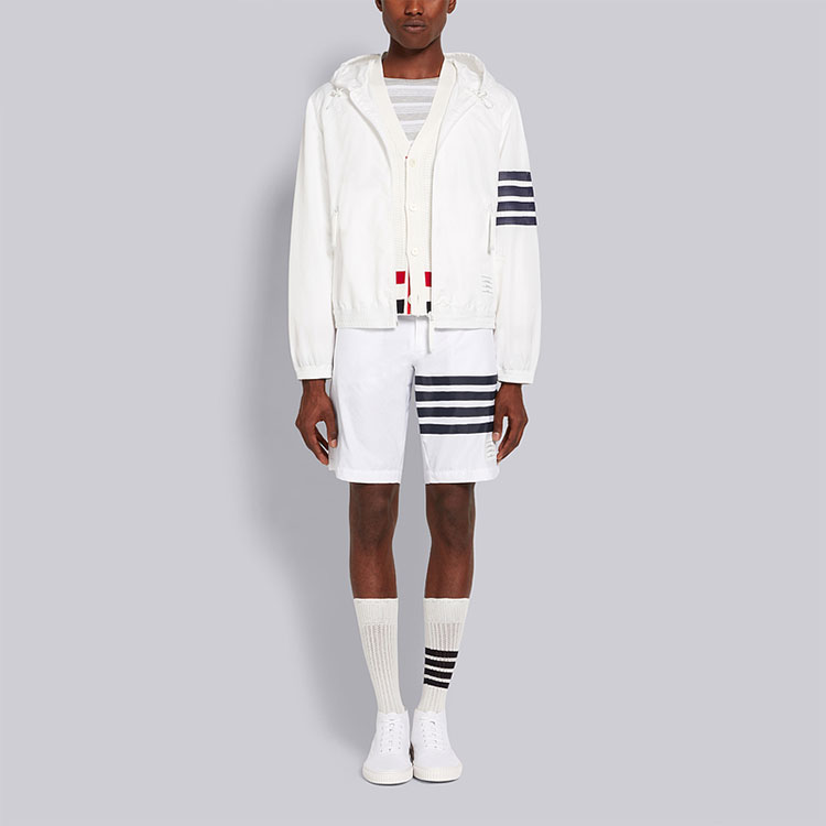 Lookbook THOM BROWNE  Solid 4-Stripes Mesh Hooded Zip Jacket. MJT309-A07863-111