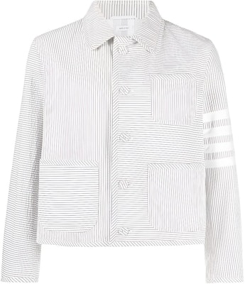 톰 브라운 SS24 슬림핏 싱글브레스티드 스트라이프 블레이저 라이트 그레이 MJO218F-00572-035 Buy 톰 브라운 SS24 슬림핏 싱글브레스티드 스트라이프 블레이저 라이트 그레이 MJO218F-00572-035