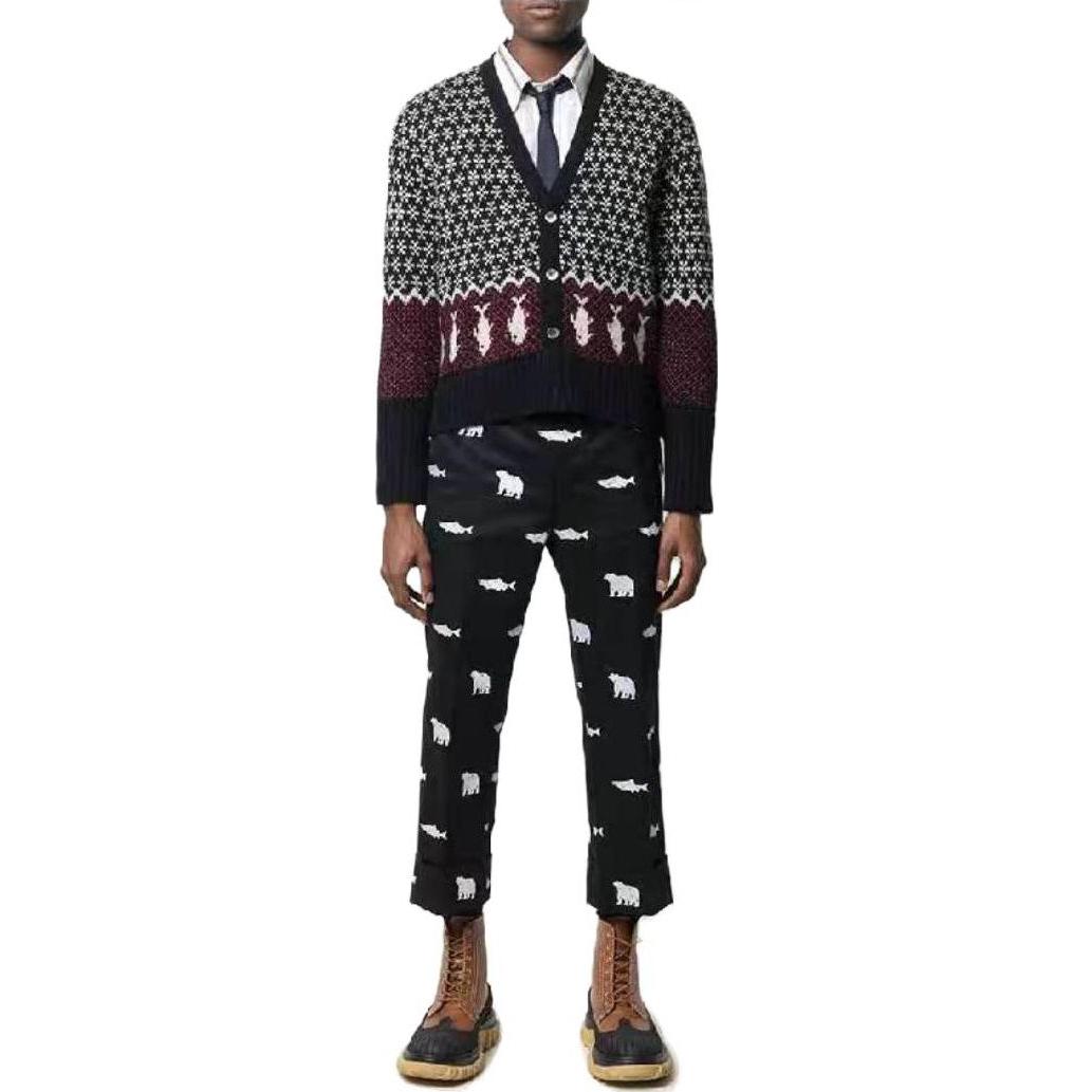 Lookbook THOM BROWNE Kardigan Rajut Pola Hewan V-Neck Tombol Multicolor. MKC349A-Y1502-960