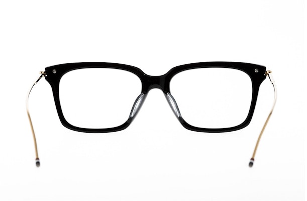 トムブラウン ブラックフレーム ゴールドテンプル スクエアメガネ 男女兼用. TB-701-A-BLK-GLD-53 Shop トムブラウン ブラックフレーム ゴールドテンプル スクエアメガネ 男女兼用. TB-701-A-BLK-GLD-53