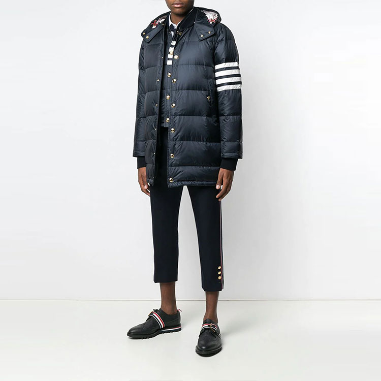 Lookbook THOM BROWNE Classic 4-Bar Matte Down Vest  Blue MVD017X-05411-415