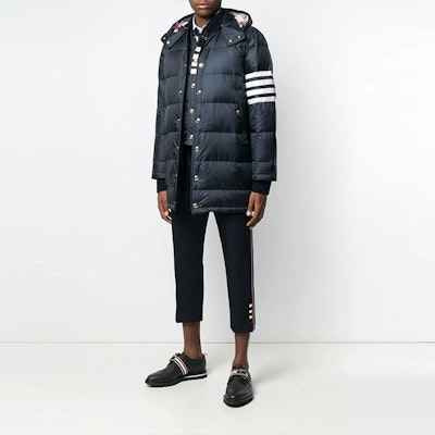 THOM BROWNE Classic 4-Bar Matte Down Vest Blue MVD017X-05411-415 Lookbook THOM BROWNE Classic 4-Bar Matte Down Vest Blue MVD017X-05411-415