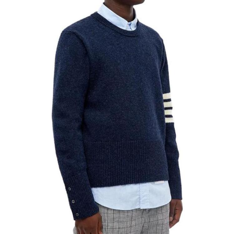 Sizing THOM BROWNE Classic Four-Stripe Wool Crewneck Sweater Blue MKA317A-01085-415