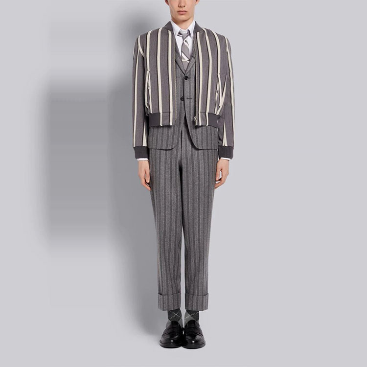 Shop Thom Browne Celana Wol Abu-Abu Garis Klasik Pria Abu-Abu MTC001A-06306-035