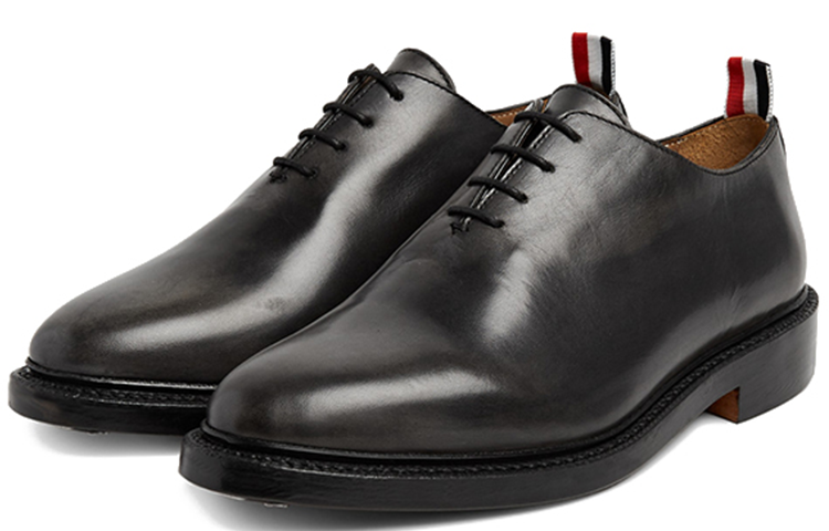 Thom Browne Classic Leather Sneaker 'Black' 圖 2