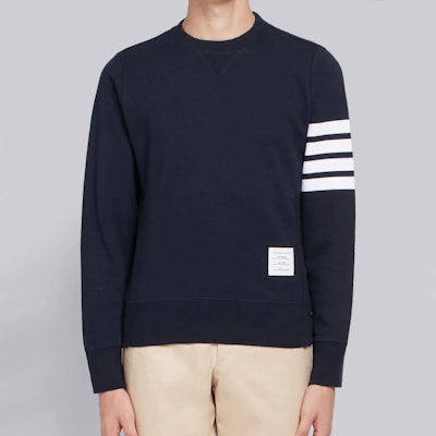 トムブラウン クラシック ネイビー ブルー 4バー クルーネック スウェットシャツ MJT021H-00535-461 Purchase トムブラウン クラシック ネイビー ブルー 4バー クルーネック スウェットシャツ MJT021H-00535-461