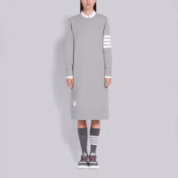 Lookbook THOM BROWNE 經典條紋灰色連衣裙 FJD056A-00535-055